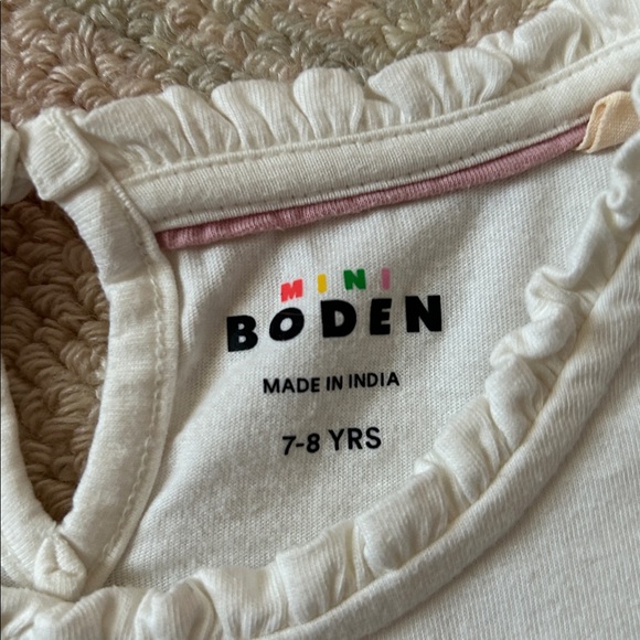 Mini Boden Heart Appliqué Shirt - Picture 3 of 6